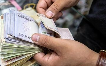 آبان ماه افزایش حقوق کارمندان اجرایی می‌شود؟