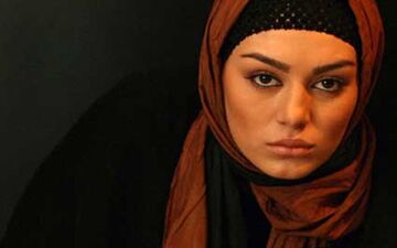 عکس متفاوت سحر قریشی در اتاق گریم!