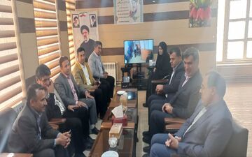 دیدار مدیران کل دفتر امورروستایی استاندری وبنیاد مسکن استان با فرماندار شهرستان چرداول