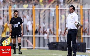 ابهام در ادامه همکاری سرمربی معروف استقلالی! 