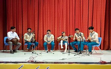 نوای گروه موسیقی کودکان و نوجوانان موسسه فرهنگی و هنری خنیای دانوش در همایش فرهنگ کتابخوانی به روایت تصویر