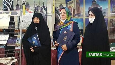 رو نمایی از نمایش‌‌نامه ساعت به وقت کرونا و کتاب گذرگاه