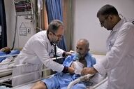 وزارت بهداشت به دو گروه از پزشکان هشدار داد؛ احتمال لغو مجوز طبابت
