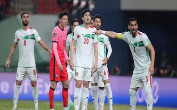 پوست اندازی در تیم ملی الجزایر پیش از دیدار با ایران+عکس