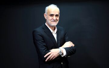 نبی در کمای مصنوعی