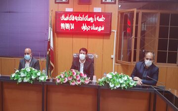 جلسه فرماندار با اتحادیه های صنفی چرداول برگزارشد