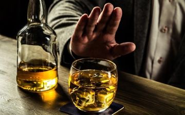 چهار فوتی، ۲ مرگ مغزی و ۲ کوری، پیامد مصرف الکل در یزد 
