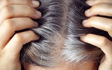 مواد غذایی که موهای شما را سفید میکند!