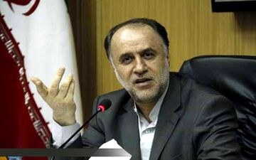 حاجی بابایی: رییس مجلس مصوبه دولت در مورد افزایش حقوق‌ها را مغایر با قانون شناخت