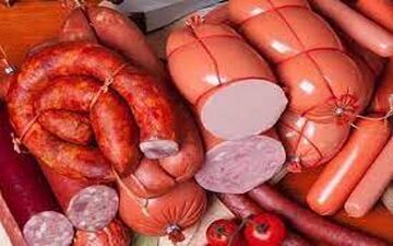 چرا سوسیس و کالباس گران شد؟ 