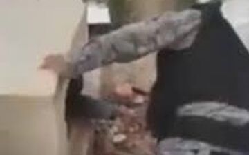 اقدام عجیب پسری که به خاکسپاری پدرش نرسید! +فیلم 