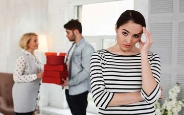 همسرم بیش از حد وابسته مادرشه ، چه کنم؟