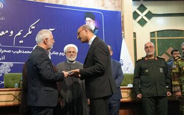 معارفه استاندار کرمانشاه با حضور وزیر کشور/ منوچهر حبیبی برنامه هایش را تشریح کرد