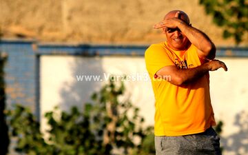  تمرین منصوریان برای فرار از گرمای آبادان