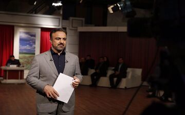 چرا دولت روحانی حاضر به پخش زنده مناظرات تلویزیونی نشد؟ 
