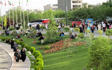 بوستان‌ها را برای دیده شدن آثار هنری آماده کنیم/ نمایش آثار هنری برتر در قالب سازه‌های حجمی ماندگار