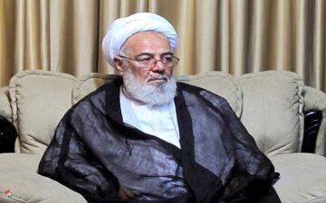 آیت ا.. حسن ممدوحی:جامعه مدرسین‌تصمیمی‌درحمایت ازرئیسی نگرفته است