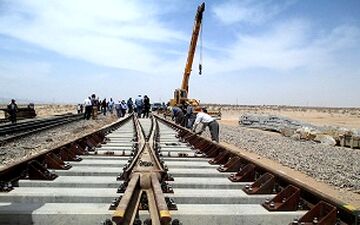شناسایی عوامل حادثه‌خیز ریلی و ارائه راهکارهای ارتقاء ایمنی 