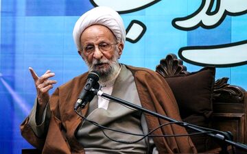 آیت‌الله مصباح یزدی: مسجد جلوه‌گاه حقایق دین است