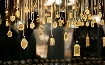 طلا باز هم ارزان شد/ شمش چقدر قیمت خورد؟