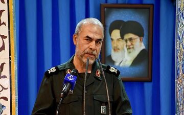 
دشمن در حوادث اخیر یک لشکر را سازمان دهی کرده بود