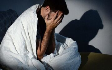 خواب منقطع نشانه چه بیماری است؟

