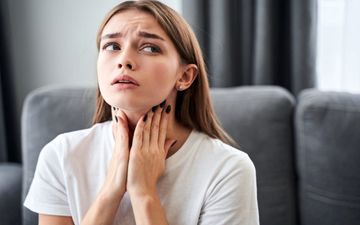غده‌ای پروانه‌ای و تهدیدی پنهان: هر آنچه باید درباره سرطان تیروئید بدانید

