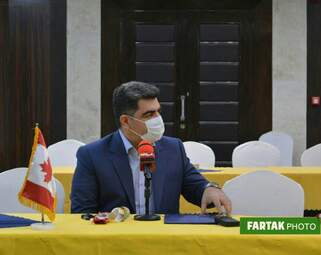 اهدا احکام مدیرکل، اعضای شورهای، مدیران کل و معاونان مرکز گسترش سازمان مقاومتی استان کرمانشاه