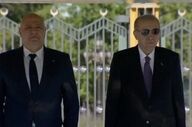 وزیر کار دستور تکمیل پانسیون پزشکان لامرد را پس از پنج سال وقفه صادر کرد