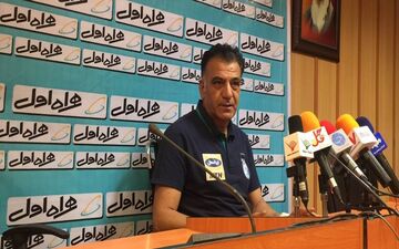 مربی سایپا: ما خوب موقعیت خلق می‌کنیم اما توپ‌هایمان گل نمی‌شود