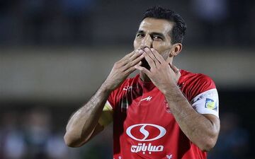  وحید امیری؛ ؛مردی که با اخلاق و غیرت دل هواداران پرسپولیس را برد/پایان یک قصه سرخ