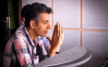 سفر به آنفیلد و نیوکمپ با عادل فردوسی‌پور و دوستان!