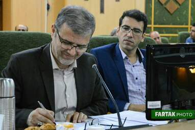 شورای گفت وگو استان کرمانشاه با حضور وزیر تعاون، کار و رفاه اجتماعی