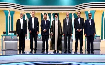 ملاقات کاندیداهای انتخابات ریاست جمهوری 1400 با رئیس‌جمهور منتخب