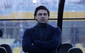 رفتار توهین آمیز خبرنگاران/ عدم برگزاری نشست خبری فرهاد مجیدی