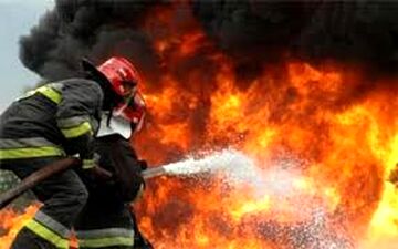 آتش‌سوزی گسترده در نظرآباد؛ حریق به چند واحد مجاور سرایت کرد
