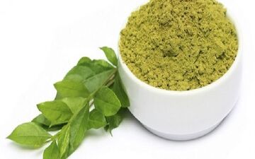 فواید استفاده از حنا برای مو