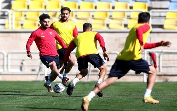  حضور پورعلی‌گنجی و غیبت ۴ بازیکن در تمرین پرسپولیس 