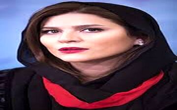 «سحر دولتشاهی» پس از دریافت سیمرغ 