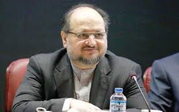 شریعتمداری: با انتشار لیست ارزبگیران مخالف نیستم