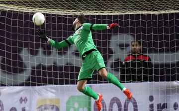 مرور خط‌‌ تیره‌های جدول لیگ؛ پرسپولیس لیگ بیست و یکم در مسیر پرسپولیس استیلی
