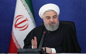 روحانی:تلاش می‌کنیم واکسن داخلی و یا خارجی کرونا را به مردم برسانیم 