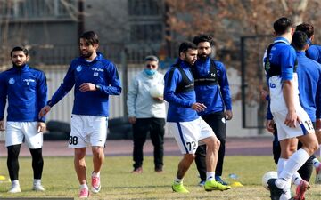 غیبت 4 بازیکن استقلال در دیدار مقابل گل‌گهر 