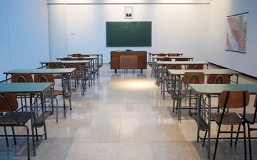 ممنوعیت ثبت نام اتباع غیرمجاز در مدارس 

