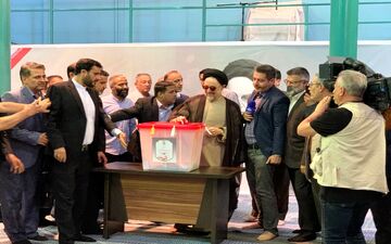 فوری| حضور سیدمحمد خاتمی در انتخابات ریاست جمهوری

