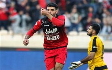  طارمی مرد سال فوتبال ایران/ پشت پرده لباس متفاوت آقای گل