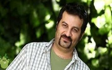 بازیگر و نویسنده معروف ایرانی در بیمارستان بستری شد +عکس