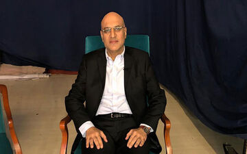 واکنش مدیرعامل استقلال به شایعۀ جدایی حسینی