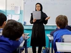 بیمه کامل معلمان مدارس غیردولتی اجباری شد 