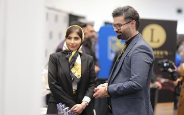 همکاری درخشان دکتر ماکان و دکتر مژده آریا پارسا